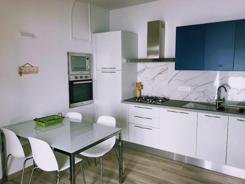 Residence Mare Azzurro Lerici Bagian luar foto
