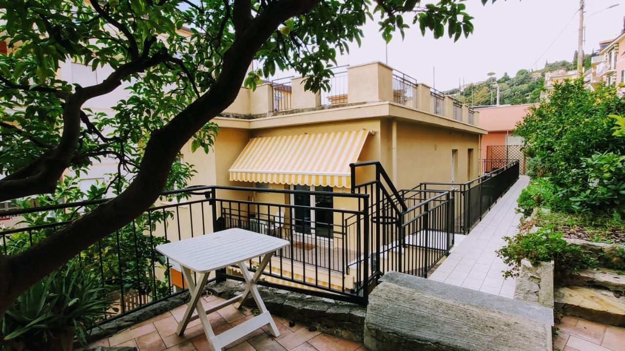 Residence Mare Azzurro Lerici Bagian luar foto